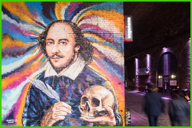 Gemälde Shakespear mit Totenkopf in der Hand